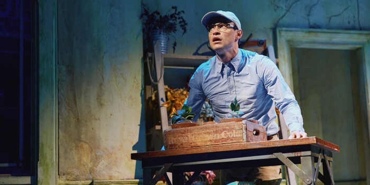 Thomas Doherty 'Can't Wait to Do Theater Again' After LITTLE SHOP Role