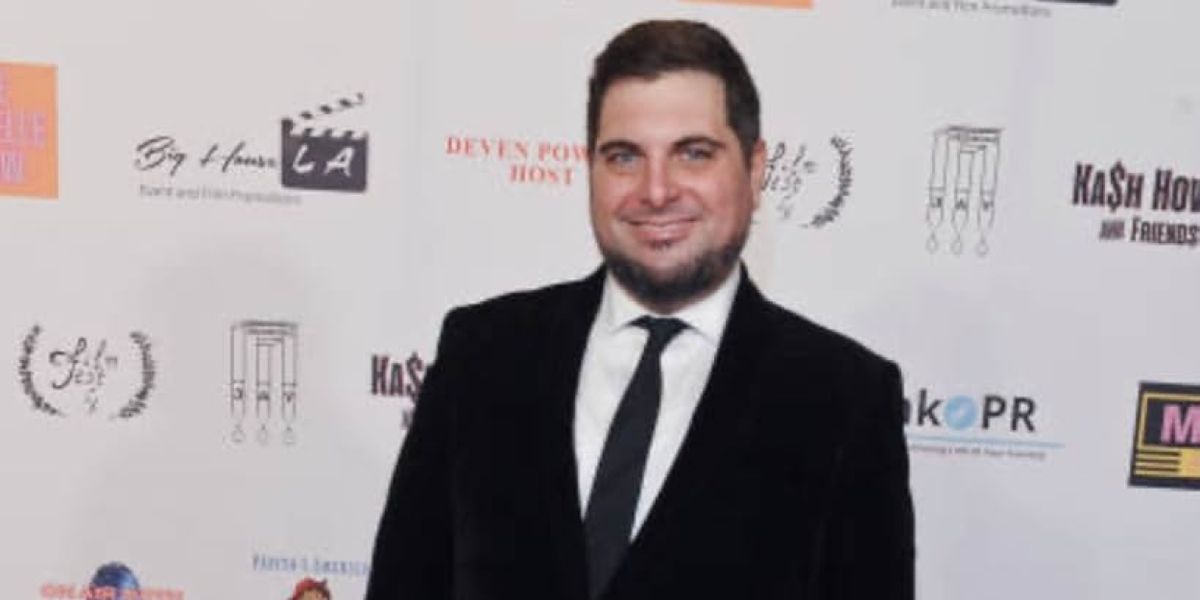 Tim Realbuto to Star in LEND ME A TENOR at The Actors Repertory Theatre of Simi