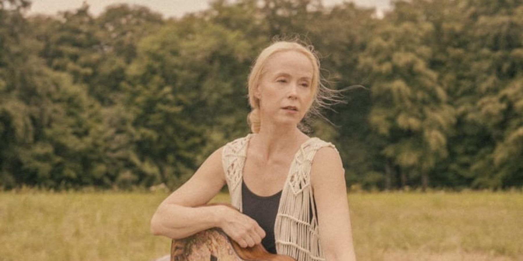 Tina Dico to Make Canadian Debut With New Single SURFING