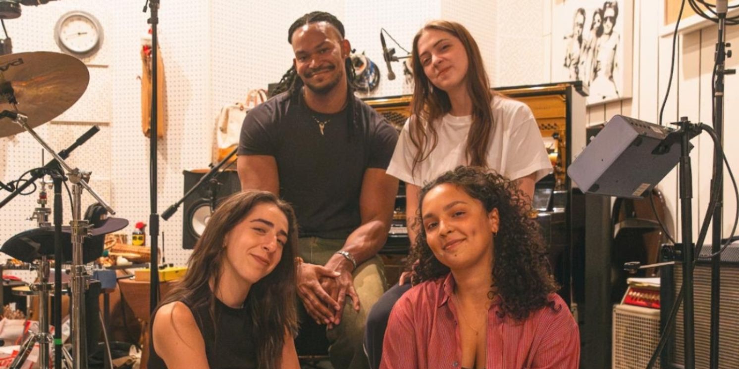 Tiny Habits Release New Song 'For Sale Sign' Feat. Lizzy McAlpine  Image