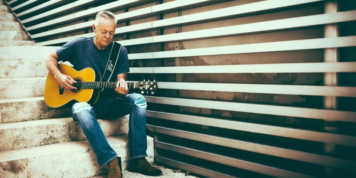 Tommy Emmanuel Lights Up New Year With UK & US Tour Dates