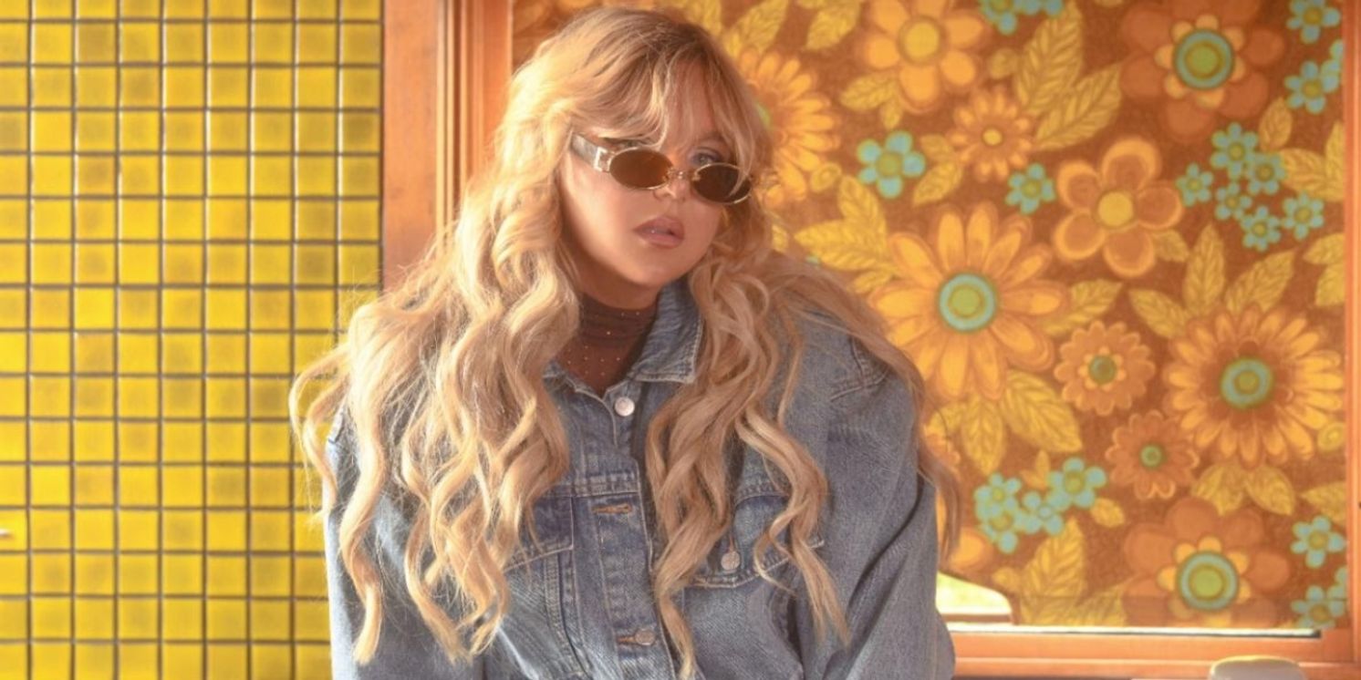 Tones and I Shares Acoustic Version of New Single 'Dreaming'  Image