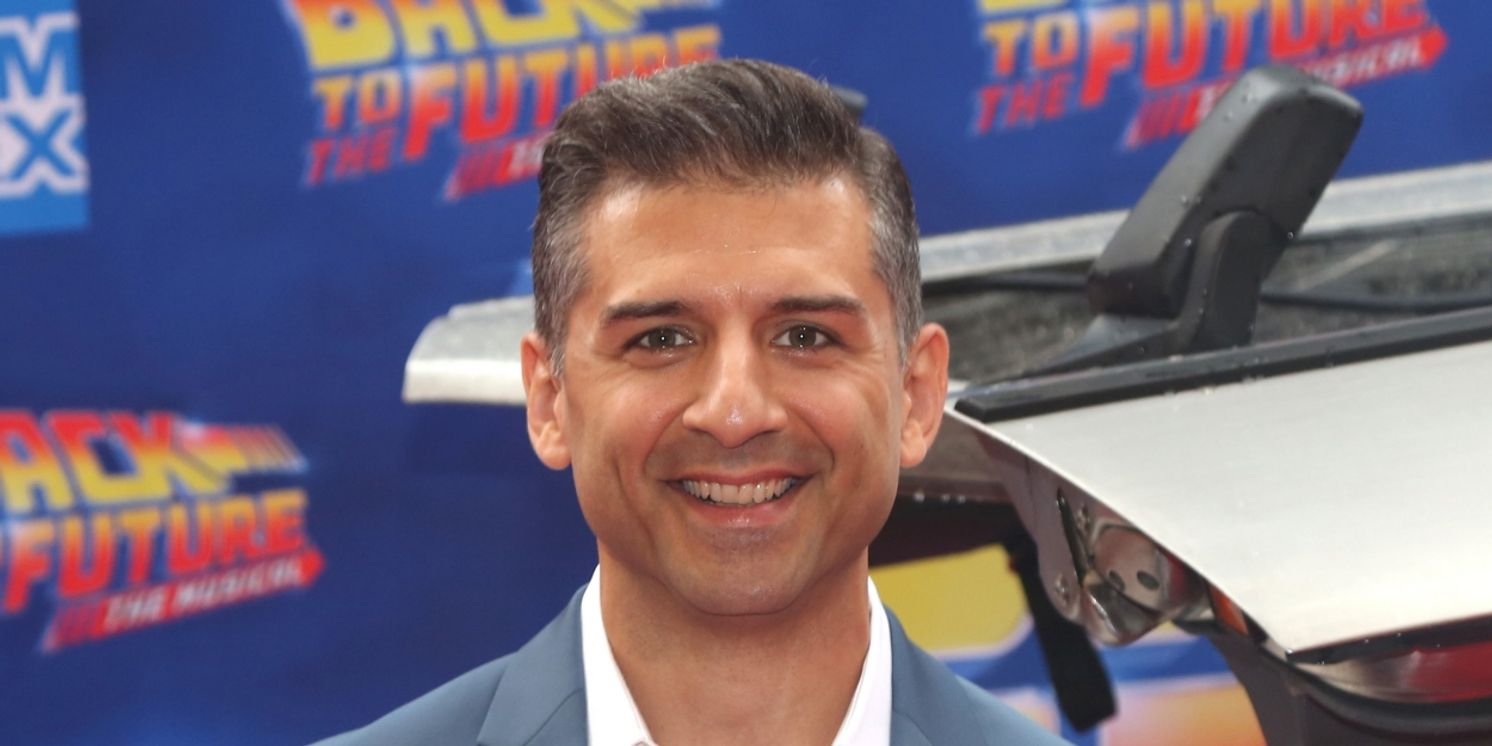 Tony Yazbeck Will Direct Reading of STAGE FRIGHT Starring Debra Messing, Betsy Wolfe, and More!  Image