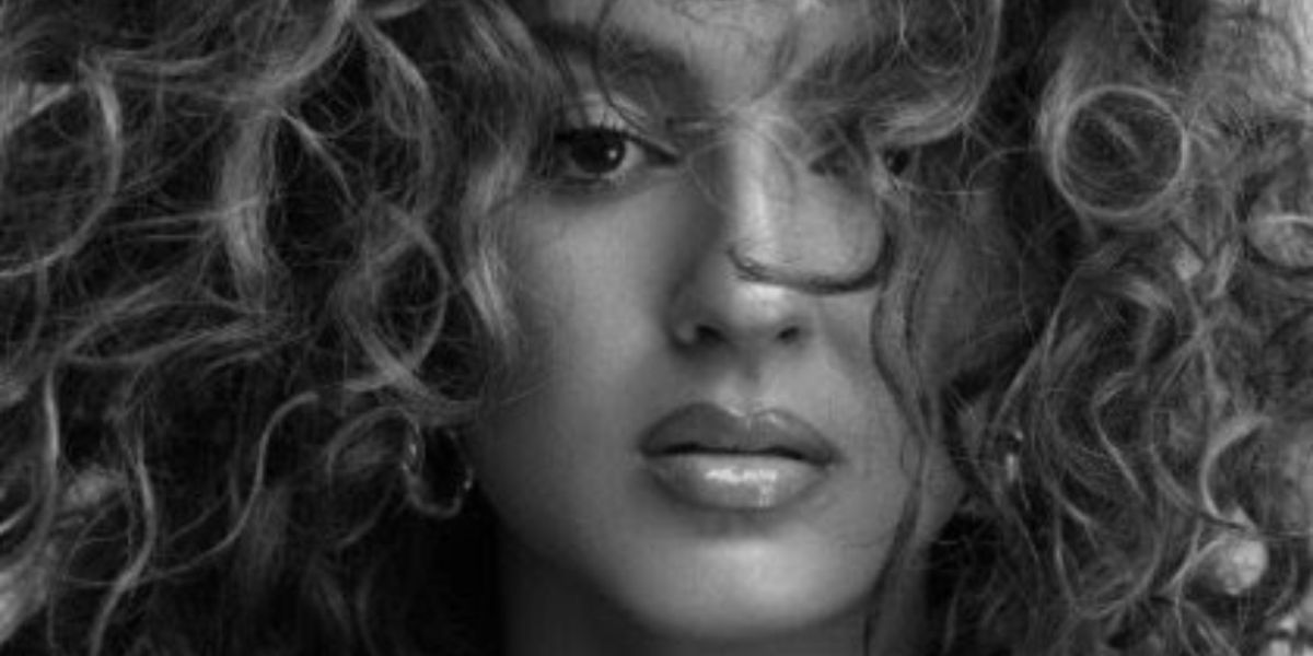 Tori Kelly Shares 'TORI' Deluxe Album Feat. JoJo, Pink Sweat$, & More
