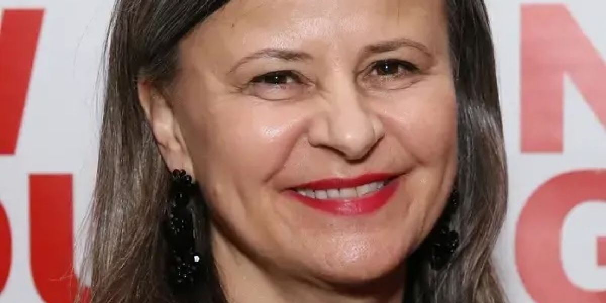 Tracey Ullman and Jordana Brewster Join ELSBETH Season 2 as Guest Stars