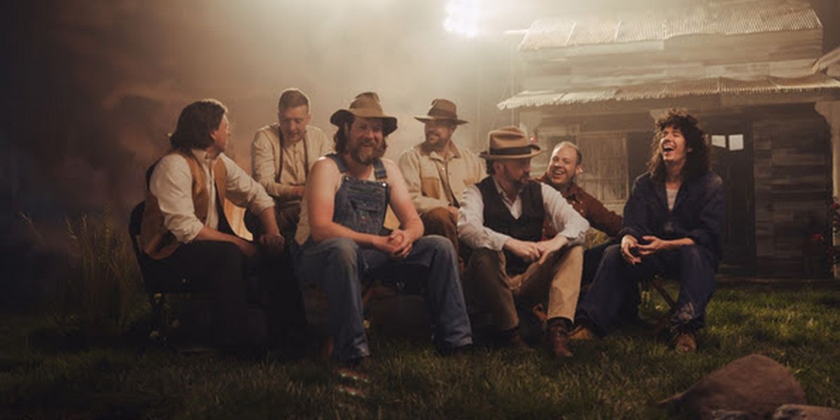 Tyler Childers' 2024 Tour Sells Out Instantly; Including Back-To-Back Nights at New York's Madison Square Garden