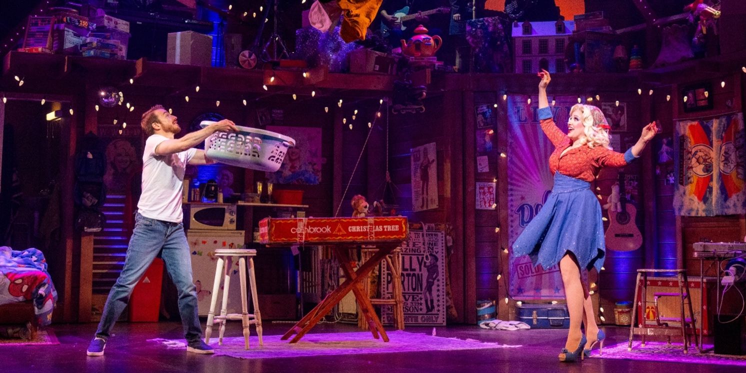 UK Dolly Parton Musical Halted Due To Homophobic Audience Outbursts  Image