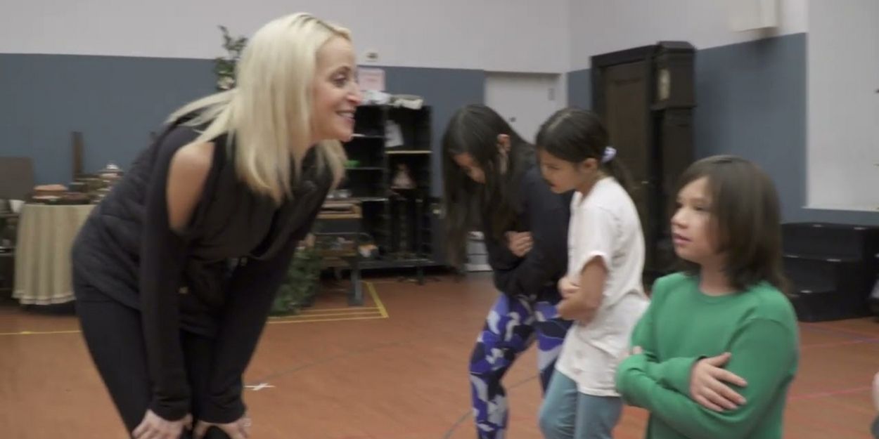 VIDEO: The Guthrie's A CHRISTMAS CAROL Releases Teaser Featuring Choreographer… Video