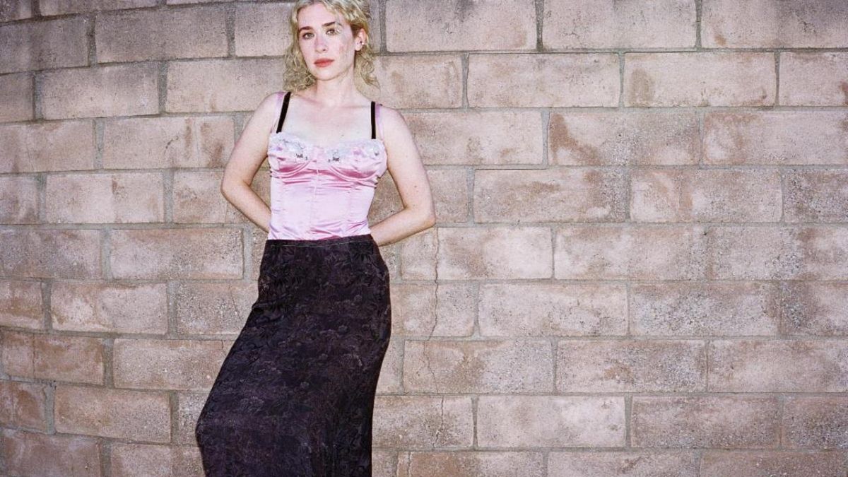 VIOLINS Album Released by Blondshell; Tour Kicks Off February