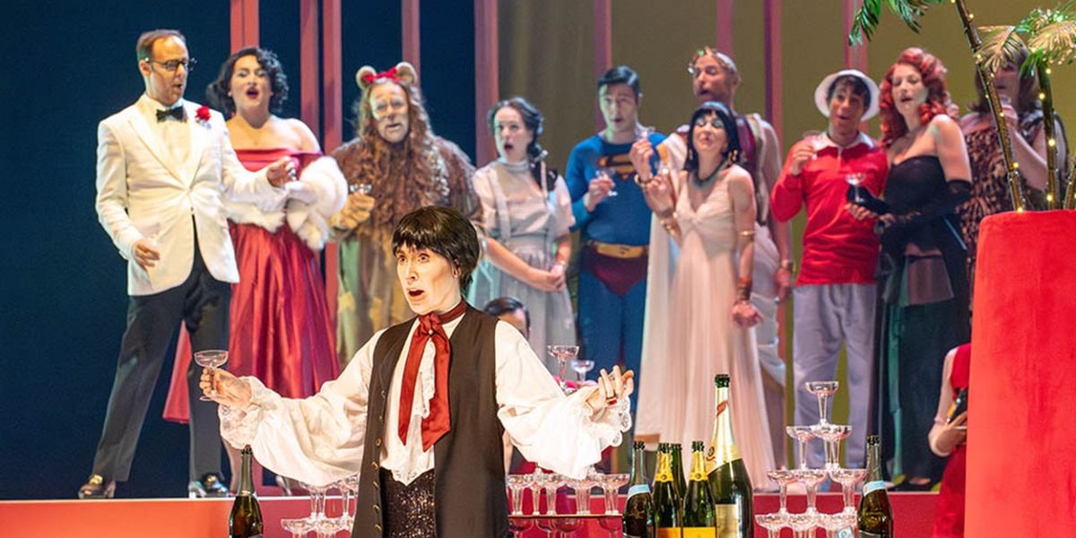 Vancouver Opera Kicks Off 65th Season With A Spectacular Production Of DIE FLEDERMAUS