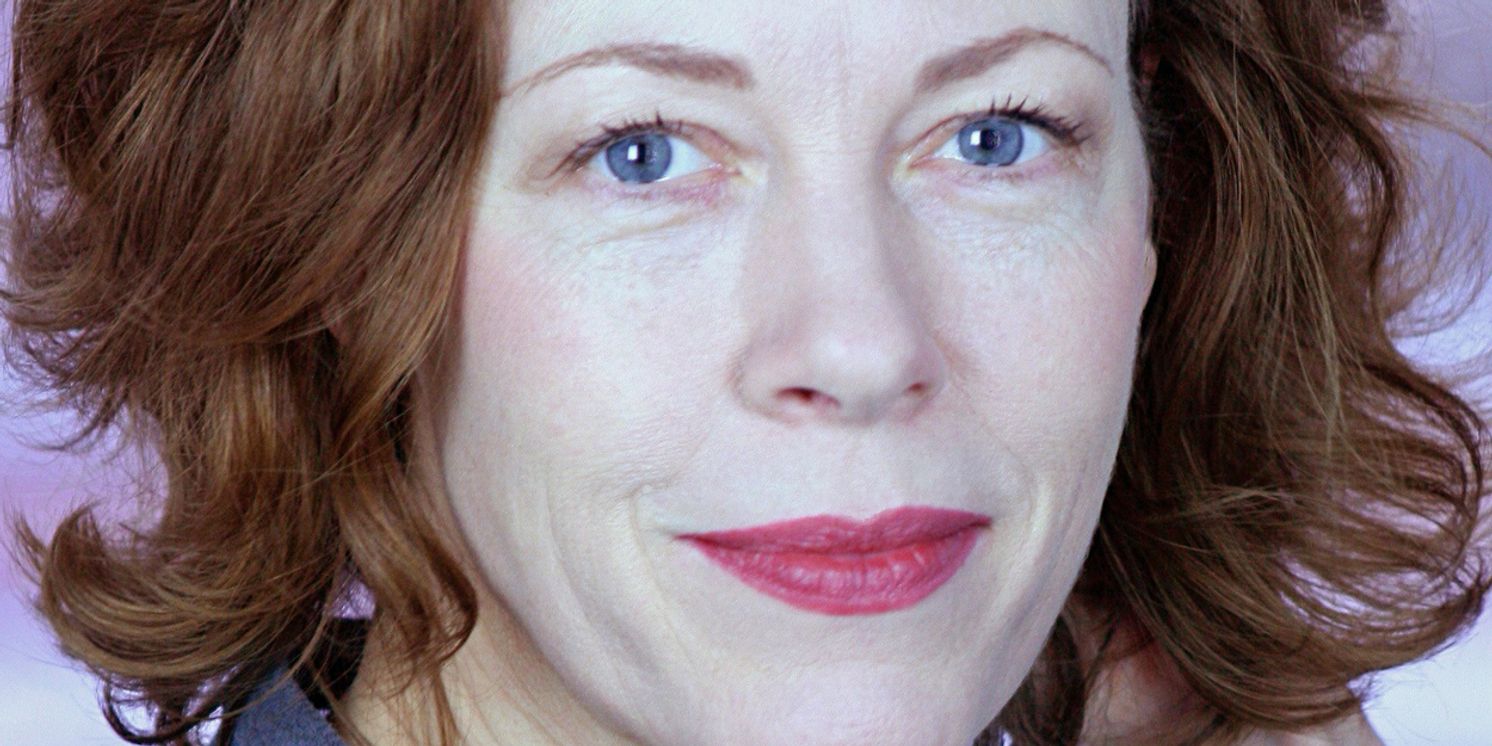 Veanne Cox Joins FINDING DOROTHY PARKER at The Laurie Beechman Theatre  Image