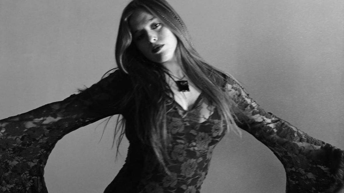 Vella Releases Soulful Pop Single Written by Diane Warren