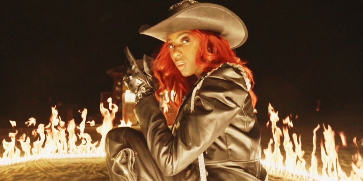 Vide: Reyna Roberts Releases Music Video For 'Miranda' Off Her Debut Album 'Bad Girl Bible, Vol 1'