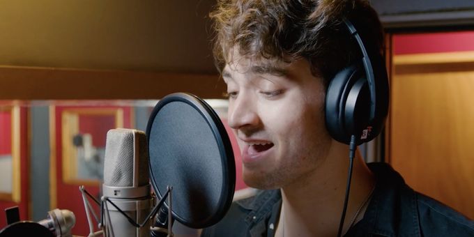 Video: First Listen to 'Building Momentum' From HOW TO DANCE IN OHIO