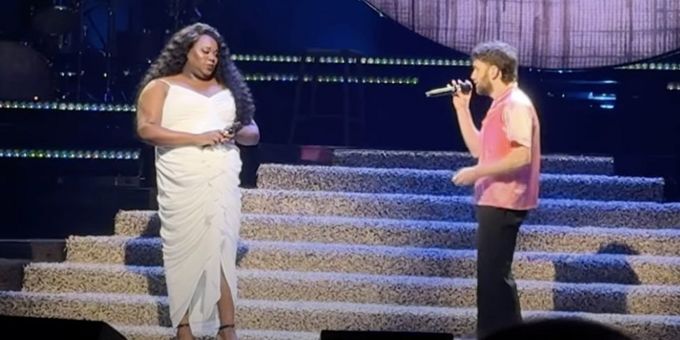 <font style="vertical-align: inherit;"><font style="vertical-align: inherit;">Video: Alex Newell Joins Ben Platt to Perform 'Suddenly Seymour' </font></font>