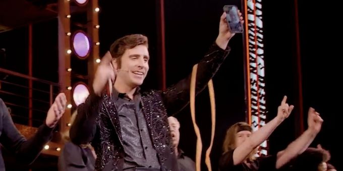 Video: A BEAUTIFUL NOISE Celebrates Neil Diamond's Birthday By Singing 'Sweet Caroline' With Him on FaceTime