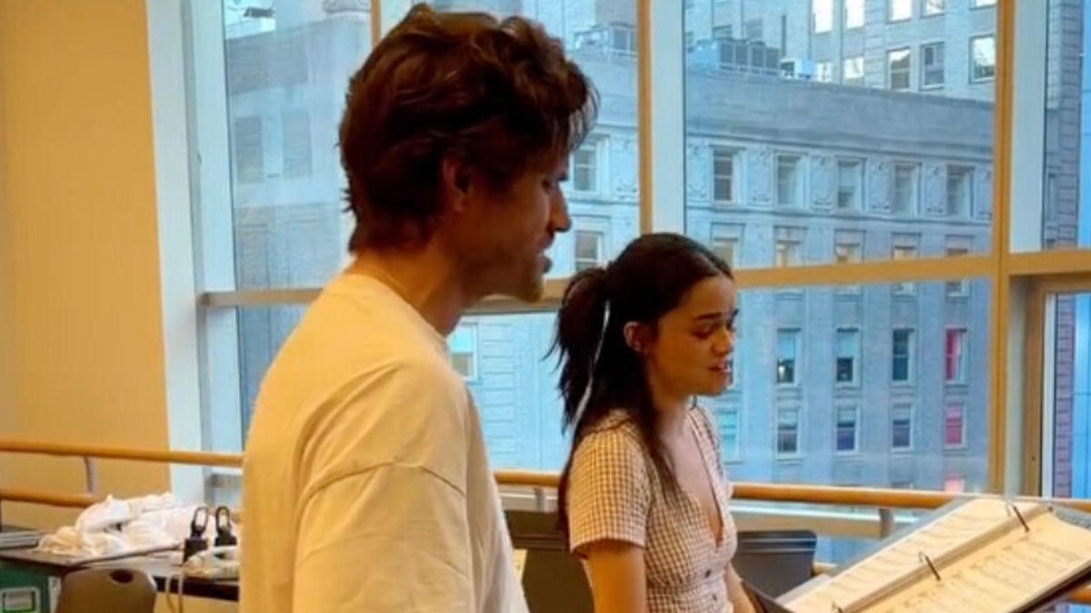 Video: Aaron Tveit and Rachel Zegler Perform ‘Without You’ in Rehearsal For RENT 30th Anniversary Concert Video: Aaron Tveit and Rachel Zegler Perform ‘Without You’ in Rehearsal For RENT 30th Anniversary Concert