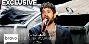 Ben Platt Covers FRIENDS Song 'Smelly Cat' for Lisa Kudrow at Las Culturistas Awards 2026