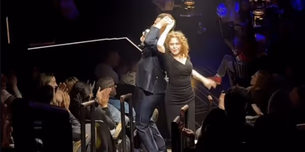 Video: Bernadette Peters Dances With Jonathan Groff at JUST IN TIME Photo