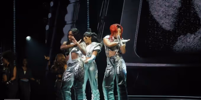 Video: CRAZYSEXYCOOL – THE TLC MUSICAL Performs 'No Scrubs' at Arena Stage