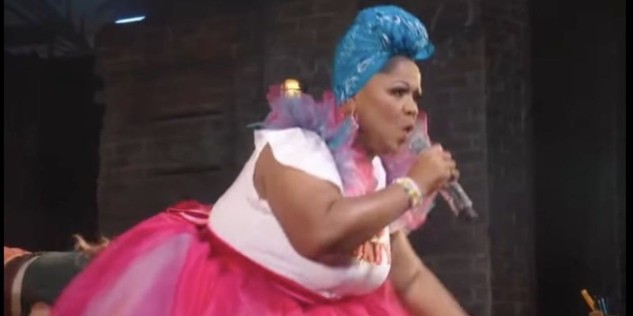 Video: Cheryl Porter Gives Voice Lesson to & JULIET Audience Before Sing-Along Show Video