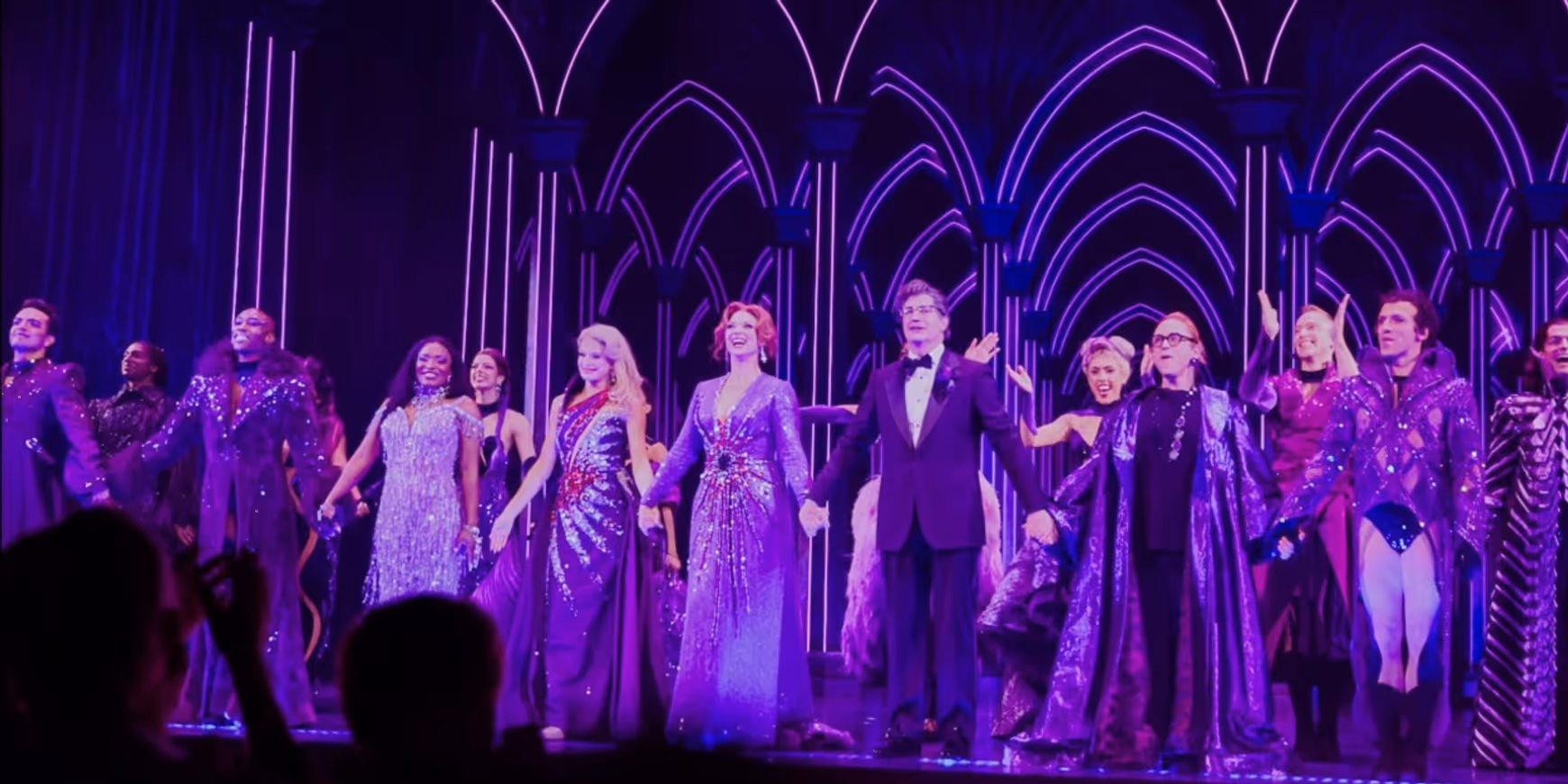 Video: DEATH BECOMES HER First Curtain Call in Celevland