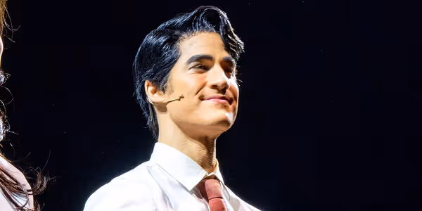 Video: Inside Darren Criss' Final Performance in MAYBE HAPPY ENDING Photo