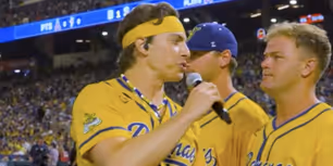 Video: Derek Klena Sings MULAN/FROZEN Mashup