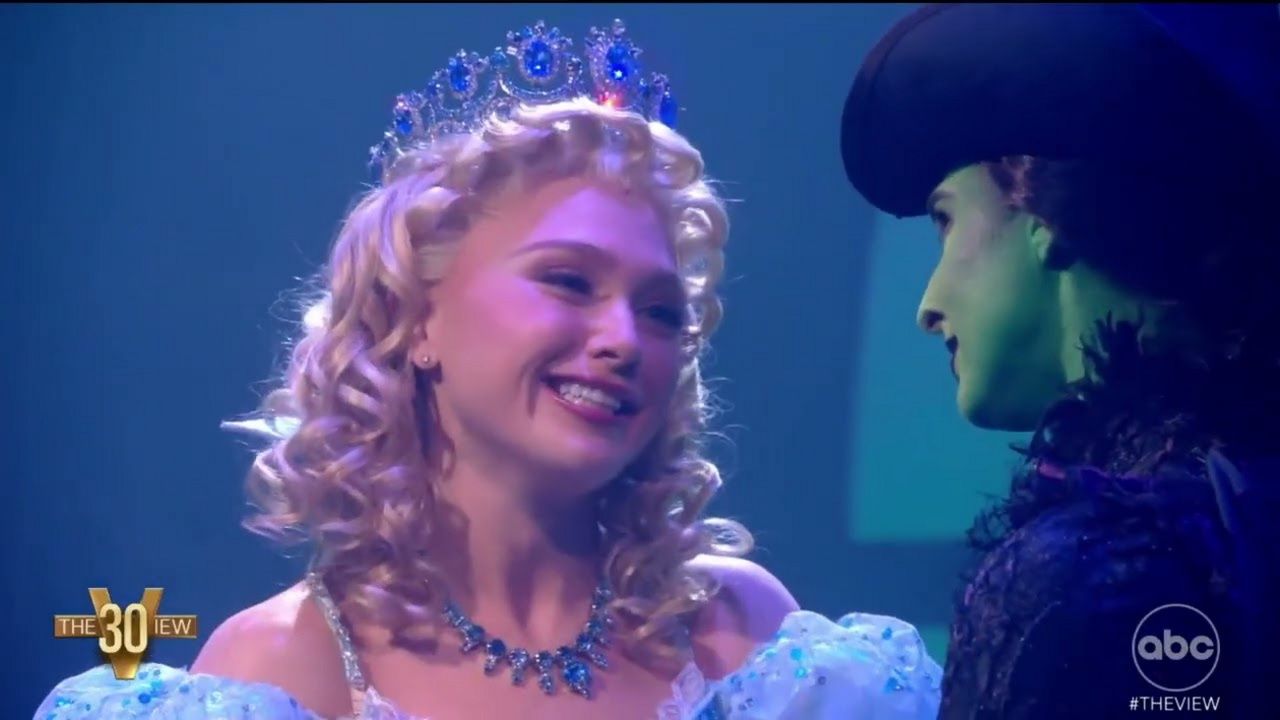 Video: WICKED'S Emma Flynn and Keri René Fuller Perform 'For Good' on The View Video