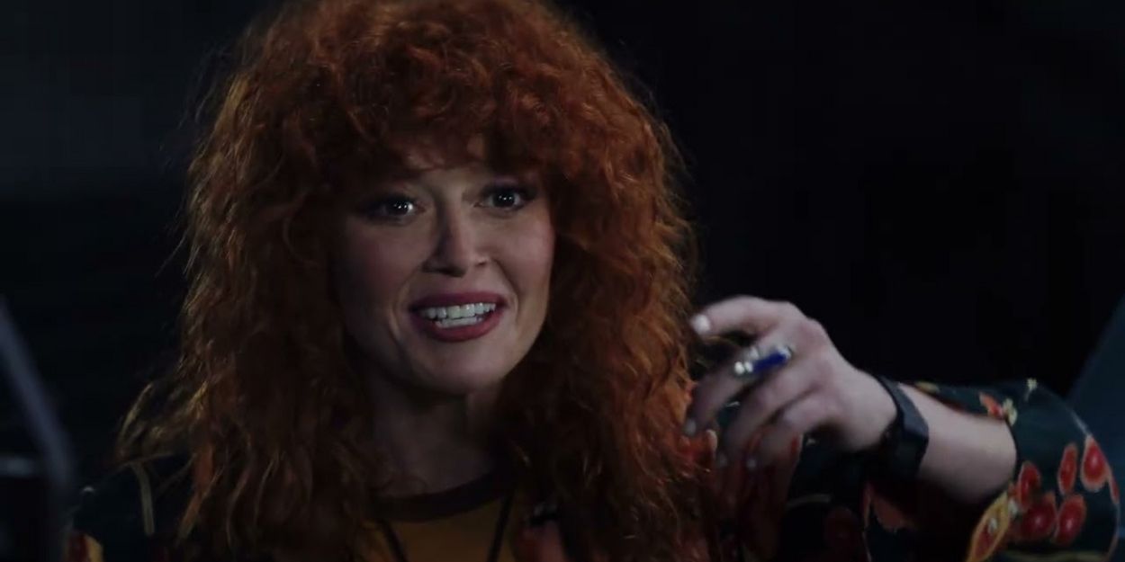 Video: Natasha Lyonne and Simon Rex Star in Sneak Peek Clip From POKER FACE Video