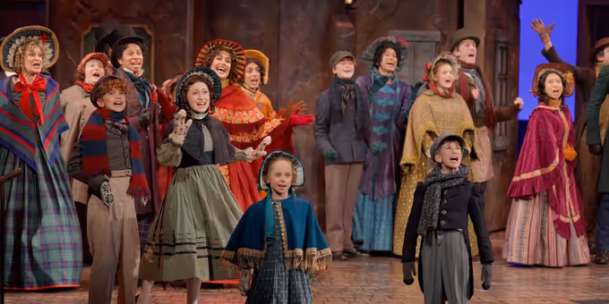 Video: A CHRISTMAS CAROL Celebrates 50 Years At Milwaukee Rep