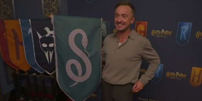 Video: Tom Felton Sees the HARRY POTTER & THE CURSED CHILD Theatre For the First Time