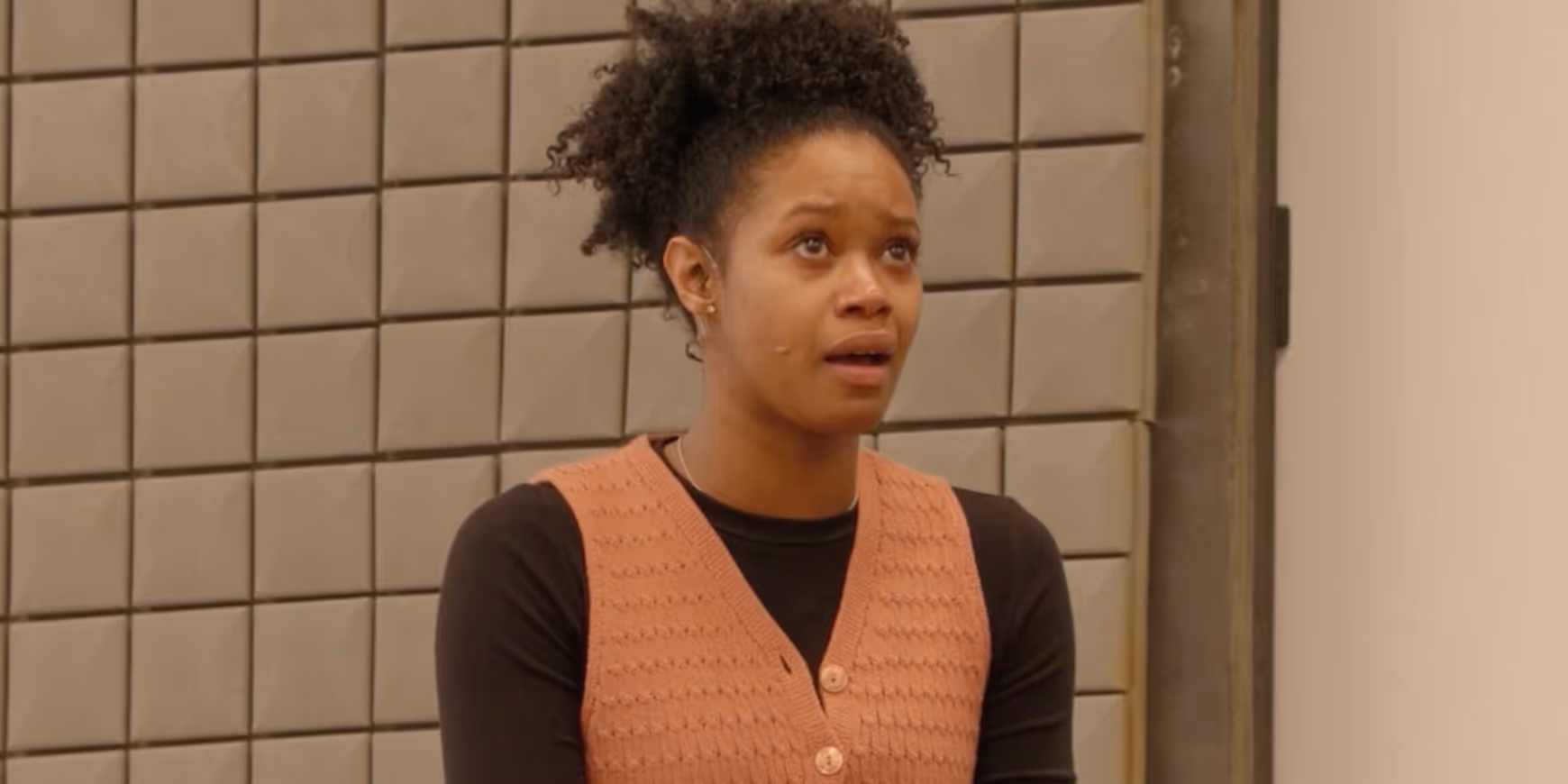 Video: Joy Woods Performs 'Limited Life' From GALILEO; Full Cast Revealed
