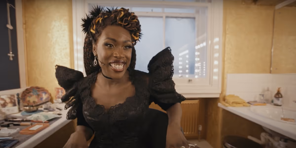 Video: Go Behind the Scenes of HADESTOWN's First West End Performance