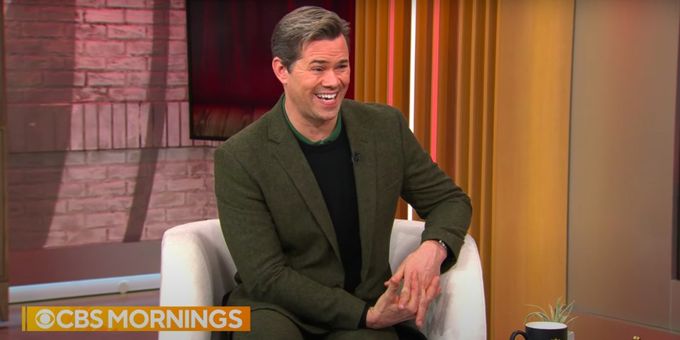 Video: How Andrew Rannells Gets Josh Gad to Break Character in GUTENBERG!