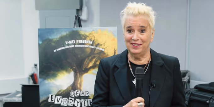 Video: In Rehearsals with the Cast of DEAR EVERYTHING
