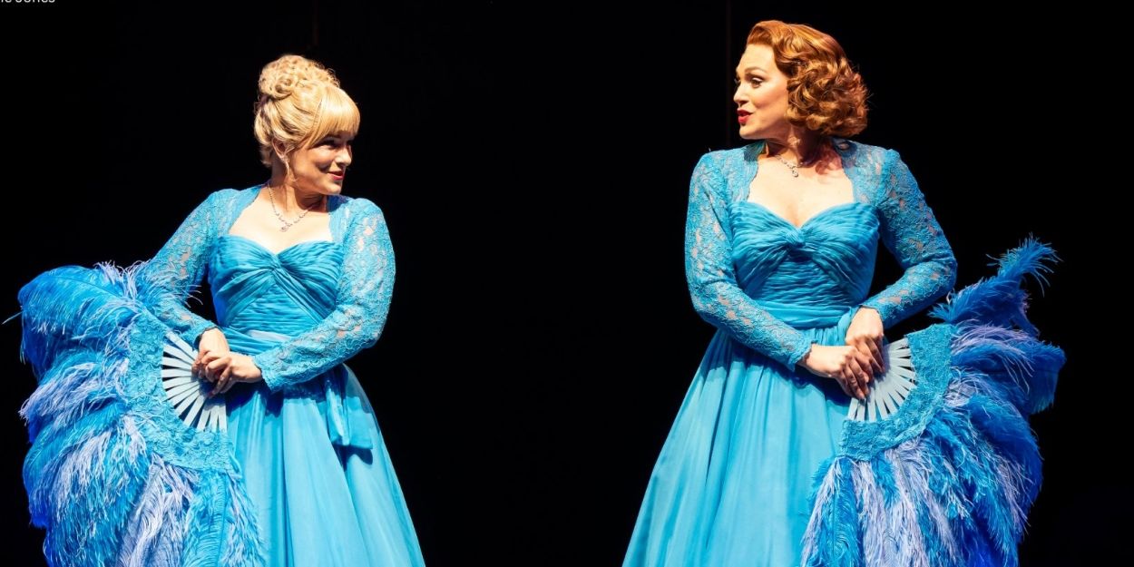 Video/Photos: Irving Berlin's WHITE CHRISTMAS At Marriott Theatre Video