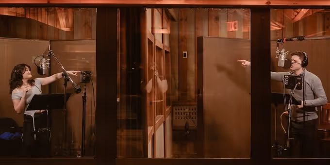 Video: Isa Briones & Jeremy Jordan Record 'First Real Love' from JUST IN TIME