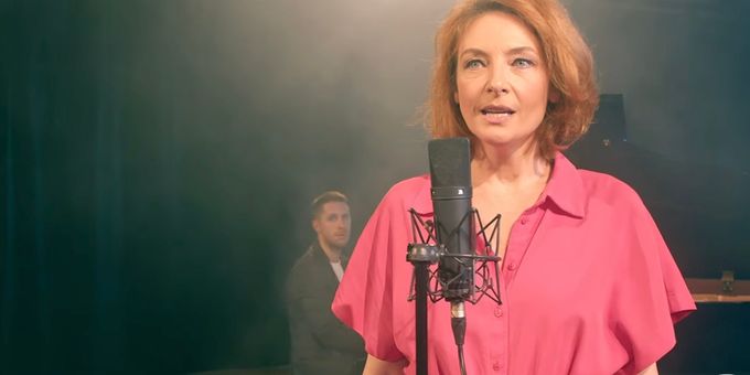 Video: Willemijn Verkaik & Sabrina Weckerlin Perform 'That's The Way It Is' From & JULIET
