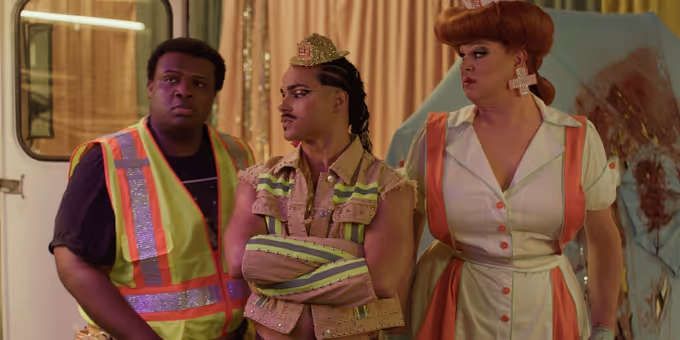Video: Jaquel Spivey Stars in Trailer for Zombie Comedy QUEENS OF THE DEAD