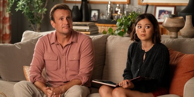 Video: Jeff Daniels Looks Back on Jimmy's Childhood in SHRINKING Sneak Peek