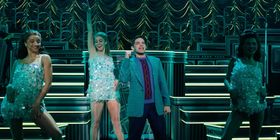 Jeremy Jordan Performs 'Splish Splash' in JUST IN TIME on Broadway