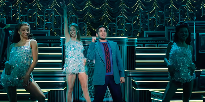 Jeremy Jordan Performs 'Splish Splash' in JUST IN TIME on Broadway