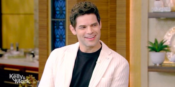 Video: Jeremy Jordan Reacts to 40-Foot THE GREAT GATSBY Billboard