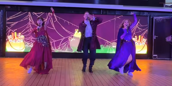 Video: Jodi Benson, Susan Egan & Nina West Perform 'I Put a Spell on You' from HOCUS POCUS Photo