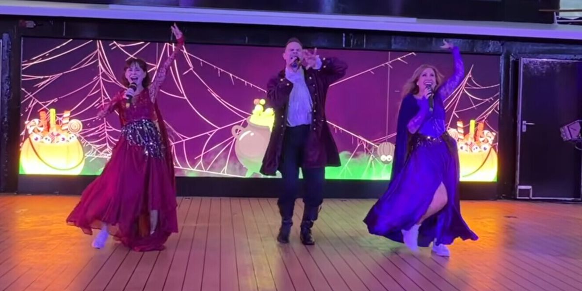 Video: Jodi Benson, Susan Egan & Nina West Perform ‘I Put a Spell on You’ from HOCUS POCUS Video: Jodi Benson, Susan Egan & Nina West Perform ‘I Put a Spell on You’ from HOCUS POCUS