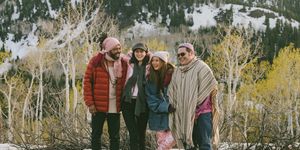 Josh Gad, Daveed Diggs & More in COUPLES WEEKEND Trailer