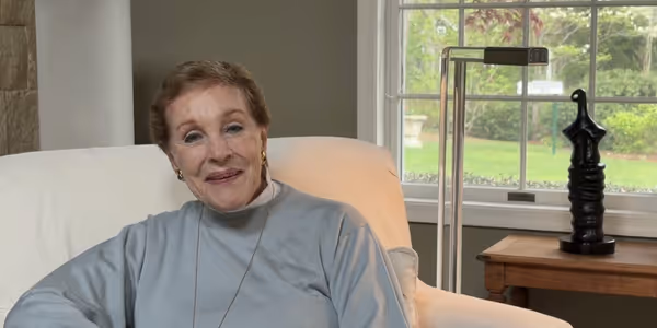 Video: Julie Andrews Makes Surprise Virtual Appearance at World Parkinson Congress Photo