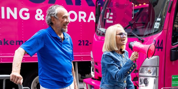 Video: Kristin Chenoweth Reveals QUEEN OF VERSAILLES Cast