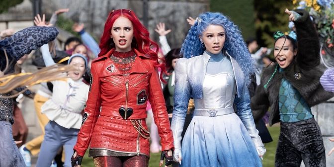 Kylie Cantrall and Malia Baker on Returning for New DESCENDANTS Movie